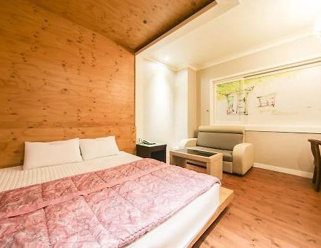 1000 négyzetméteres, 1 hálószobás, 1 saját fürdőszobával rendelkező Apartman Uichang-gu területén Cshangvon Kültér fotó
